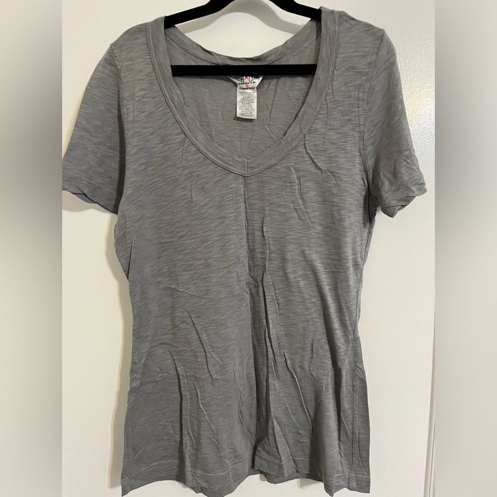 Hard Tail Gray  T-shirt Short Sleeve Tee New Without Tag